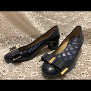 Michael Kors Kiera bow pump